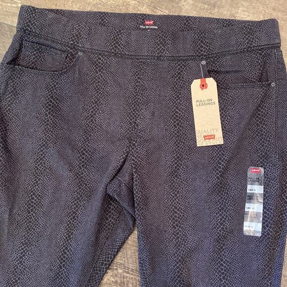 NWT LEVI'S Pull On Leggings Animal Print Size 18W - Picture 3 of 10